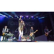 Foreigner (band)