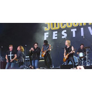 Survivor (band)