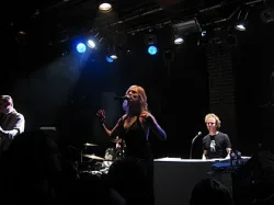 Hooverphonic